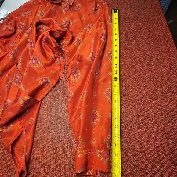 VTG Diane Gilman Red Silk Button Up Shirt L Boho Floral Print Hidden Button - Picture 8 of 10